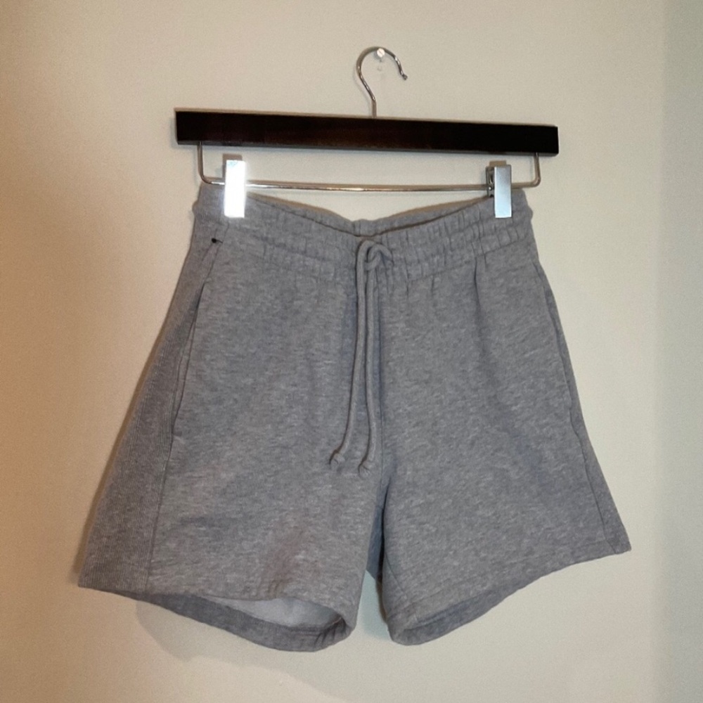 TNA Boyfriend High Rise Sweats Shorts